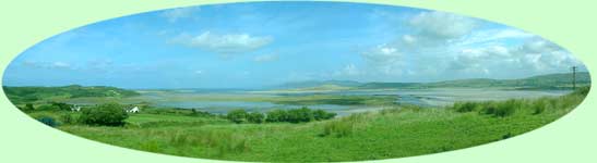 Panoramablick auf den Strand von Portnoo