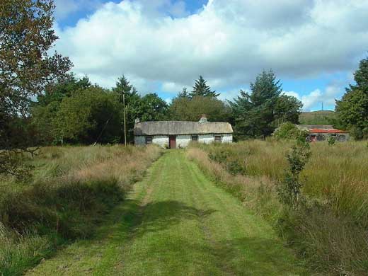 Die Cottages sehen Sie noch auf einer unserer Radreisen durch Donegal