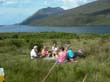 Verdientes Picknick am Fjord whrend Ihrer Radtour durch Connemara